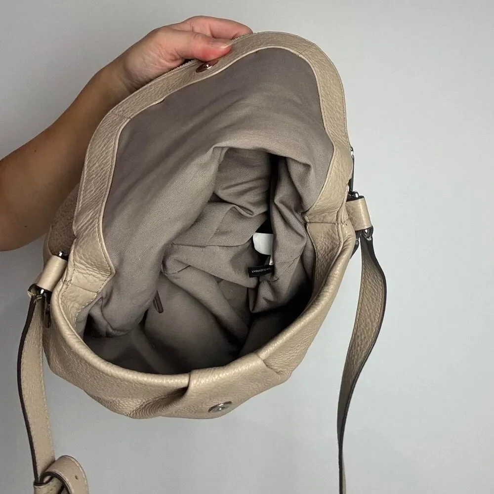 Marc-jacobs Women's Cream and Tan Bag